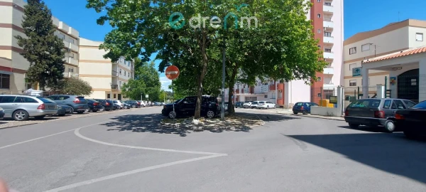 Loja para Venda em União das Freguesias de Setúbal