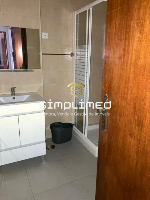 Apartamento T1 para Venda em Amora