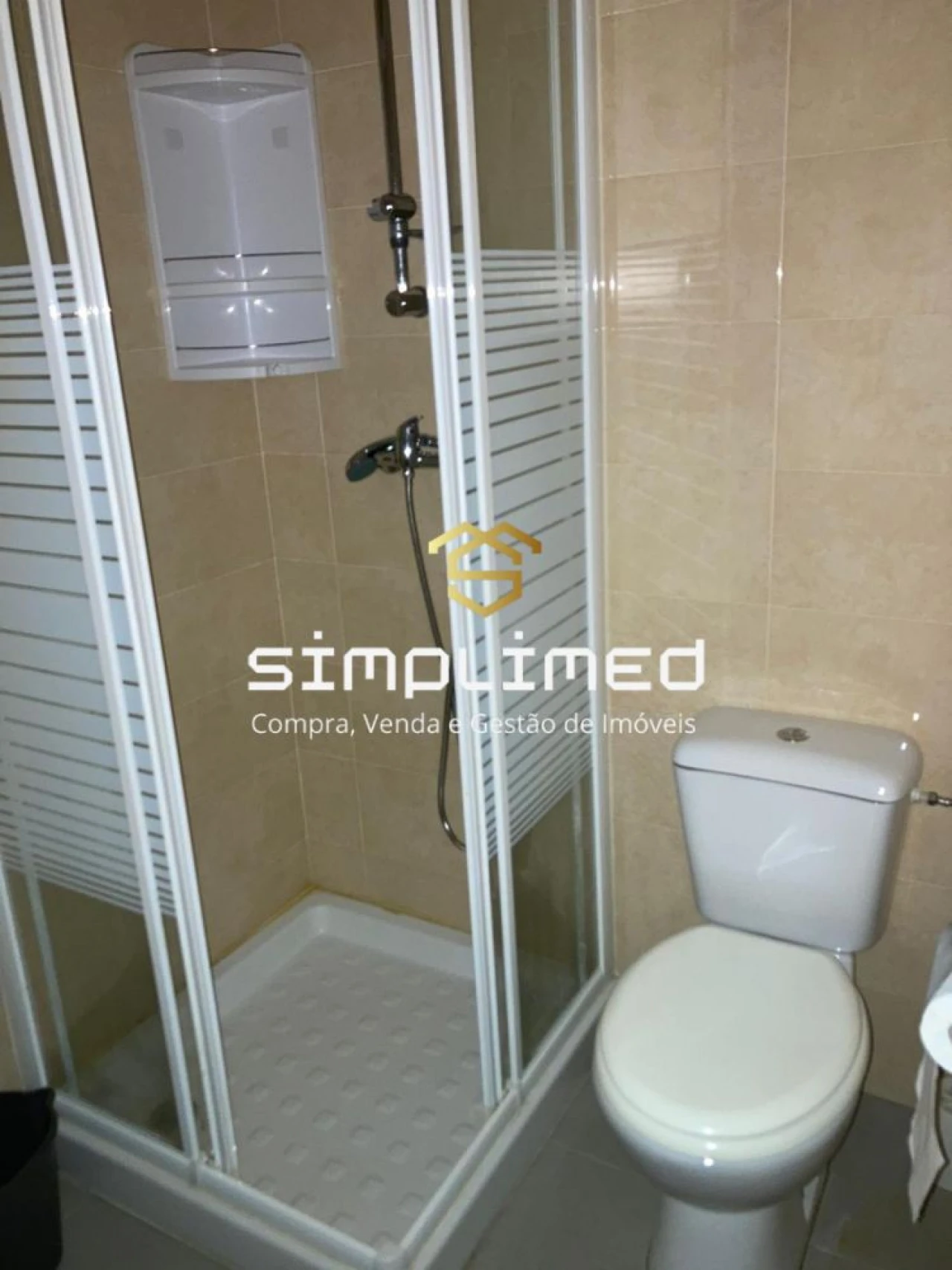 Apartamento T1 para Venda em Amora Foto 14