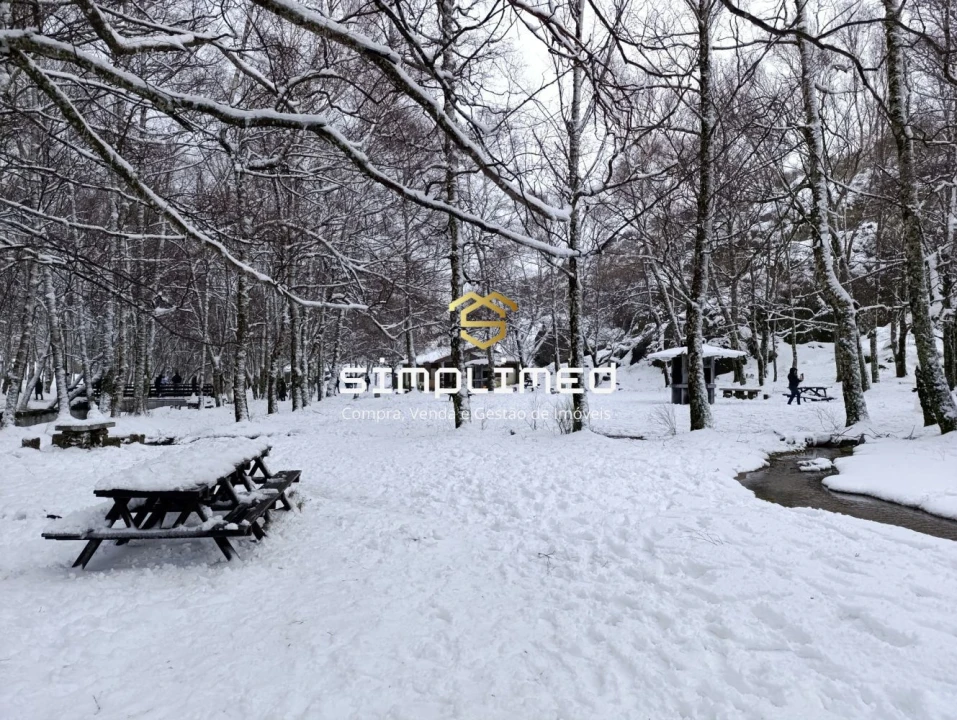 Quinta T0 para Venda em Orjais Foto 44