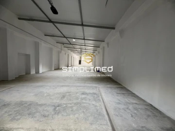 Loja para Venda em Baixa da Banheira e Vale da Amoreira