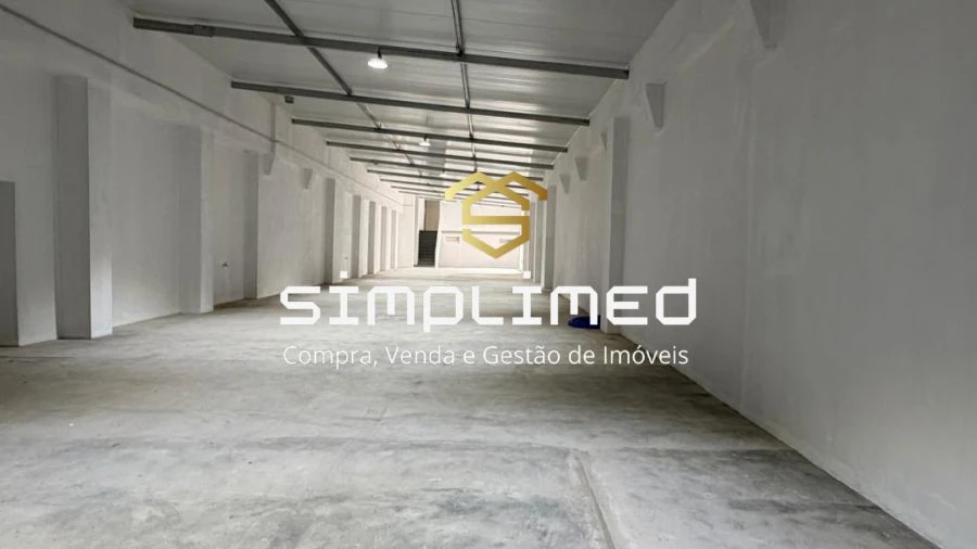Loja para Venda em Baixa da Banheira e Vale da Amoreira
