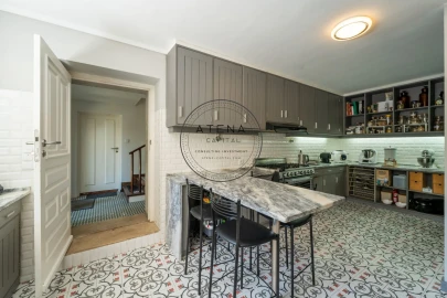 Moradia T10 para Venda em Matosinhos e Leça da Palmeira