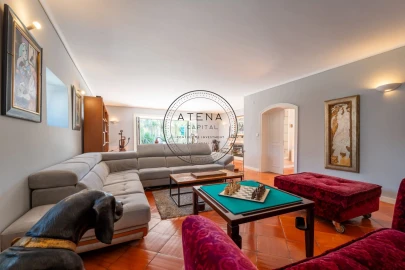 Moradia T10 para Venda em Matosinhos e Leça da Palmeira