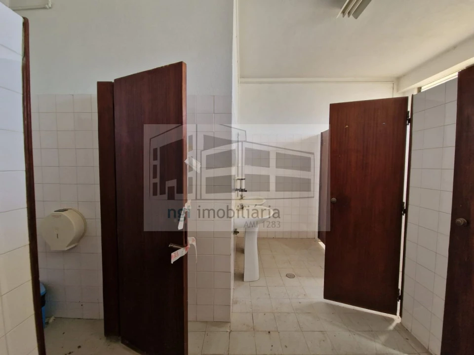 Loja para Venda em Torres Novas (Santa Maria, Salvador e Santiago) Foto 6