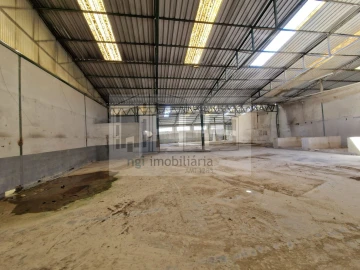 Loja para Venda em Torres Novas (Santa Maria, Salvador e Santiago)