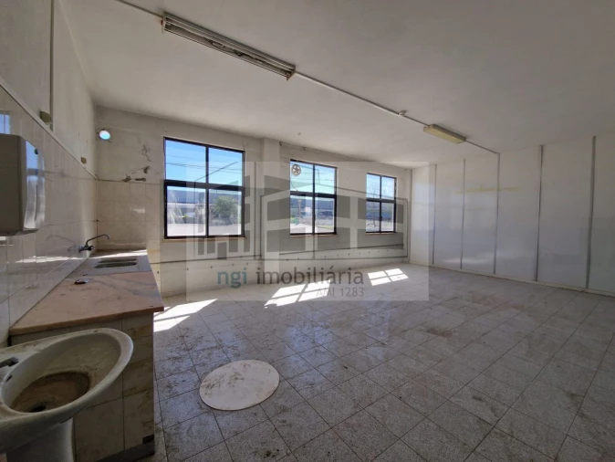 Loja para Venda em Torres Novas (Santa Maria, Salvador e Santiago) Foto 23