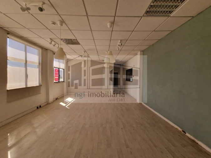 Loja para Venda em Torres Novas (Santa Maria, Salvador e Santiago) Foto 26