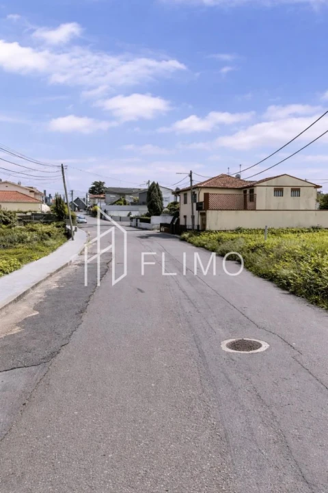 Terreno para Venda em Sanguedo