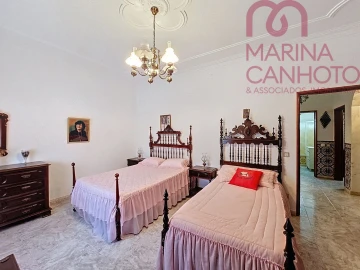 Moradia T4 para Venda em Bencatel