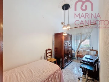 Moradia T4 para Venda em Bencatel