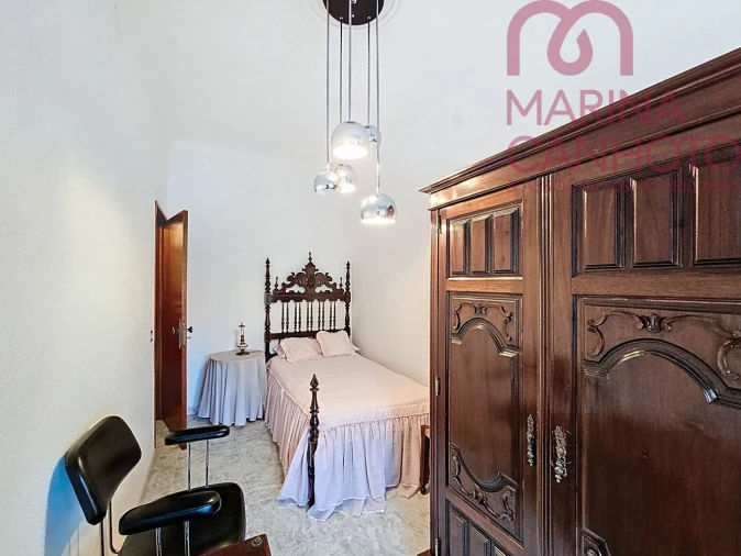 Moradia T4 para Venda em Bencatel Foto 24