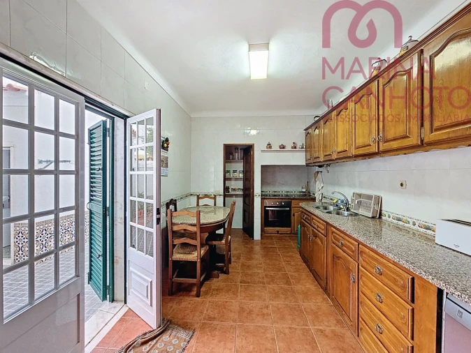 Moradia T4 para Venda em Bencatel Foto 10