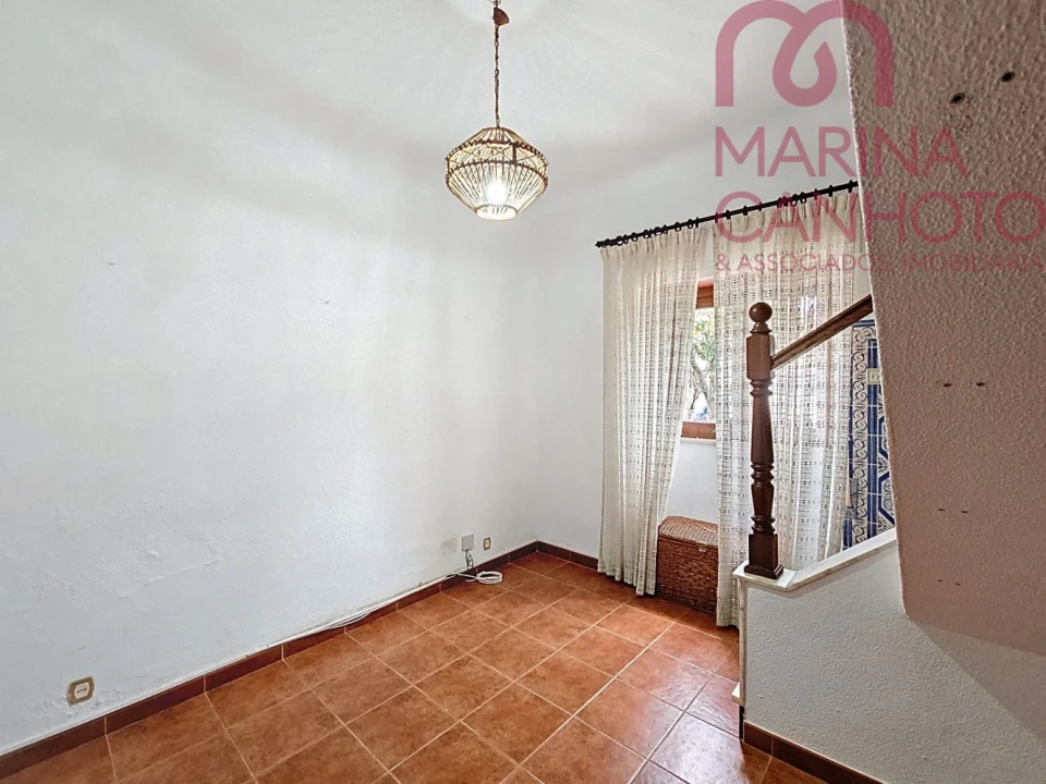 Moradia T4 para Venda em Bencatel Foto 20