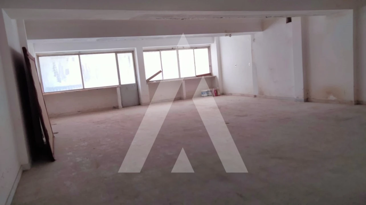 Loja para Arrendamento em Agualva e Mira-Sintra Foto 3