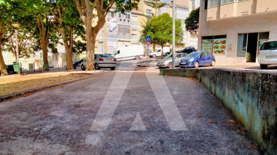 Loja para Arrendamento em Agualva e Mira-Sintra Foto 14