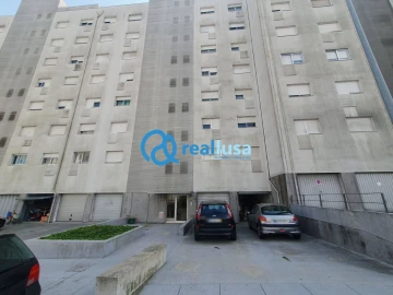 Apartamento T3 para Venda em Vilar de Andorinho