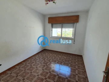 Apartamento T3 para Venda em Vilar de Andorinho