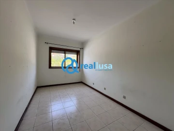 Apartamento T3 para Venda em Serzedo e Perosinho