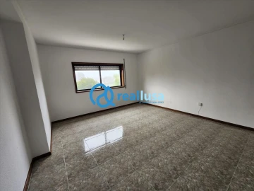 Apartamento T2 para Venda em Mafamude e Vilar do Paraíso