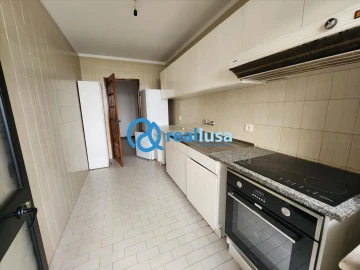 Apartamento T2 para Venda em Mafamude e Vilar do Paraíso