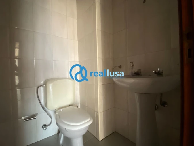 Apartamento T2 para Venda em Mafamude e Vilar do Paraíso Foto 12