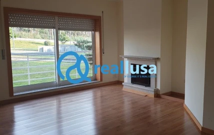 Apartamento T3 para Venda em Canelas