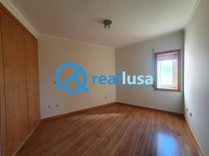 Apartamento T3 para Venda em Canelas Foto 8