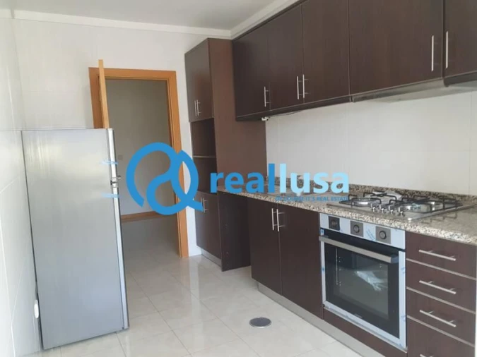 Apartamento T3 para Venda em Canelas Foto 2