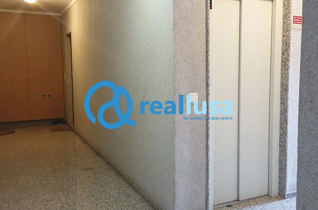 Apartamento T3 para Venda em Canelas Foto 12