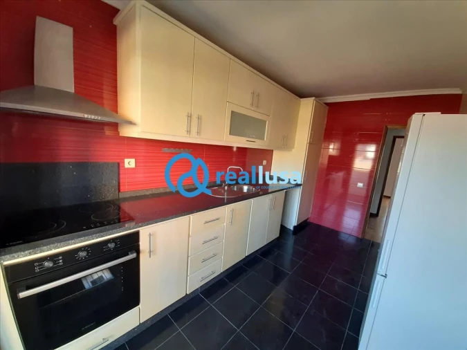 Apartamento T3 para Venda em Baguim do Monte (Rio Tinto) Foto 2