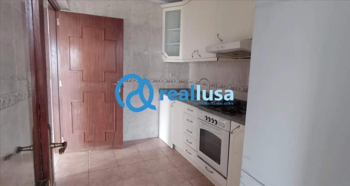 Apartamento T3 para Venda em Rio Tinto Foto 3