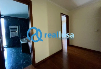 Apartamento T3 para Venda em Paranhos