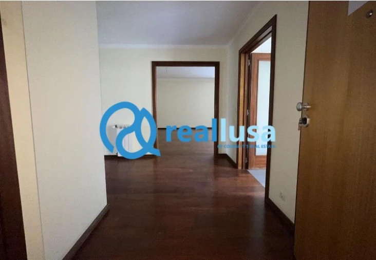 Apartamento T3 para Venda em Paranhos Foto 23