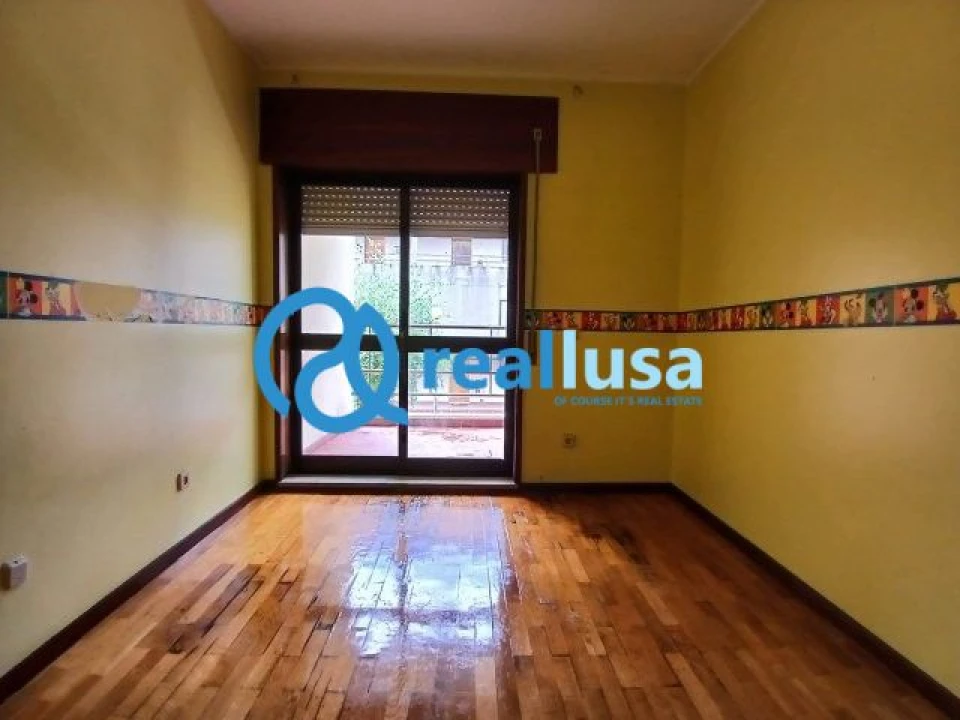 Apartamento T3 para Venda em Rio Tinto Foto 1