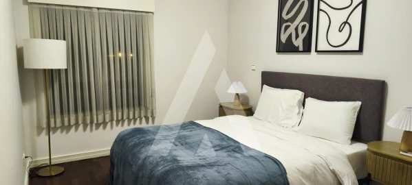 Apartamento T5 para Arrendamento em São Domingos de Benfica