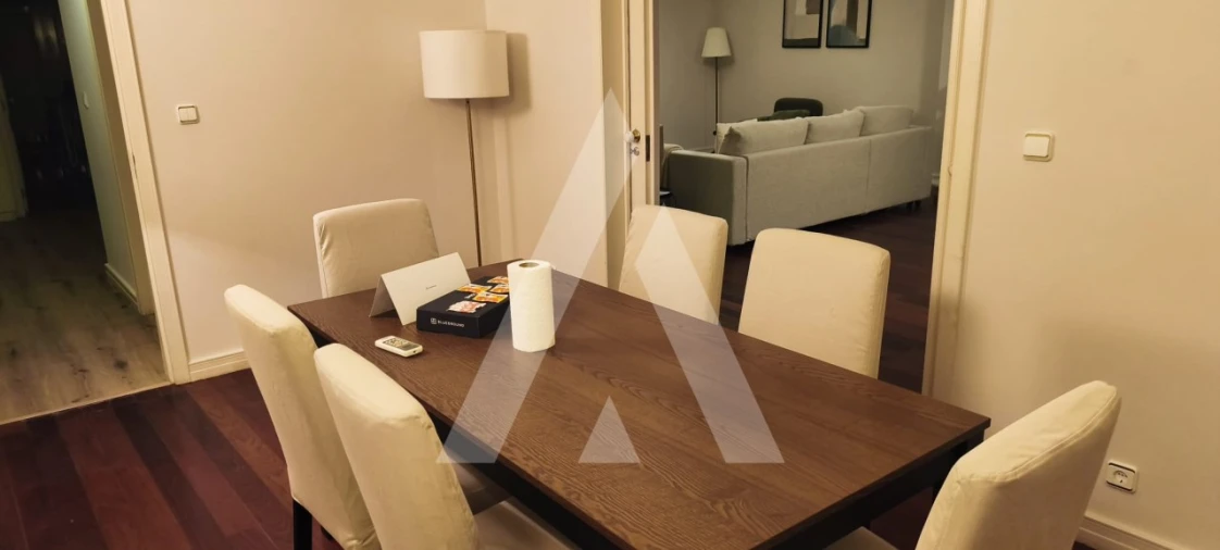 Apartamento T5 para Arrendamento em São Domingos de Benfica Foto 2