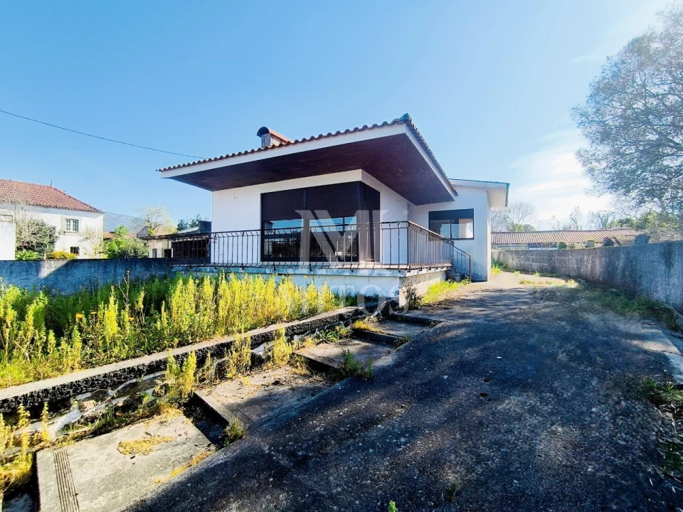 Moradia T3 para Venda em Barroselas e Carvoeiro Foto 1