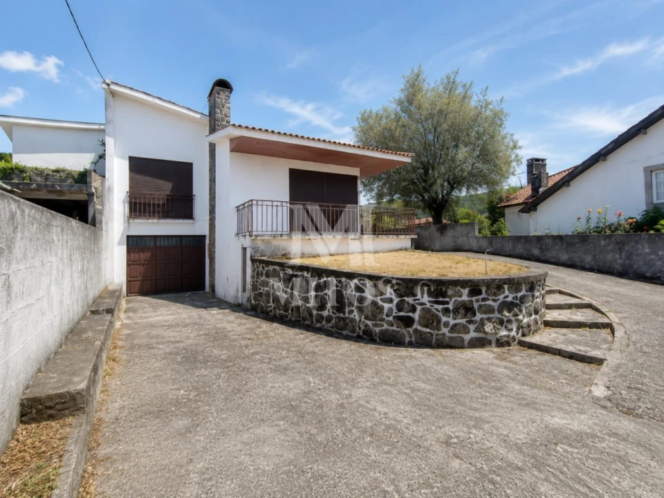 Moradia T3 para Venda em Barroselas e Carvoeiro Foto 3
