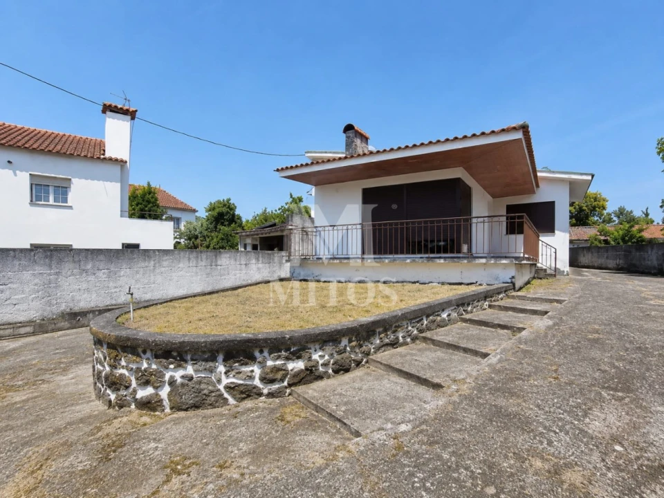 Moradia T3 para Venda em Barroselas e Carvoeiro Foto 4