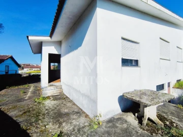 Moradia T3 para Venda em Barroselas e Carvoeiro