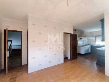 Moradia T3 para Venda em Barroselas e Carvoeiro