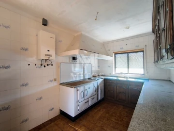 Moradia T3 para Venda em Barroselas e Carvoeiro