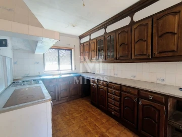 Moradia T3 para Venda em Barroselas e Carvoeiro