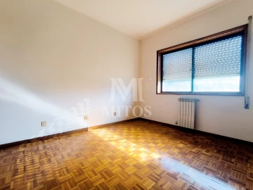 Moradia T3 para Venda em Barroselas e Carvoeiro