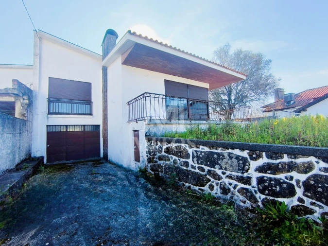 Moradia T3 para Venda em Barroselas e Carvoeiro Foto 3