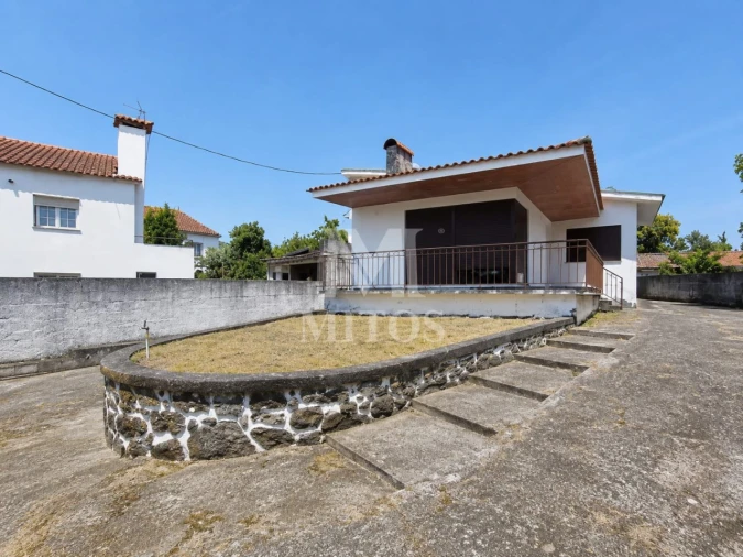 Moradia T3 para Venda em Barroselas e Carvoeiro Foto 4