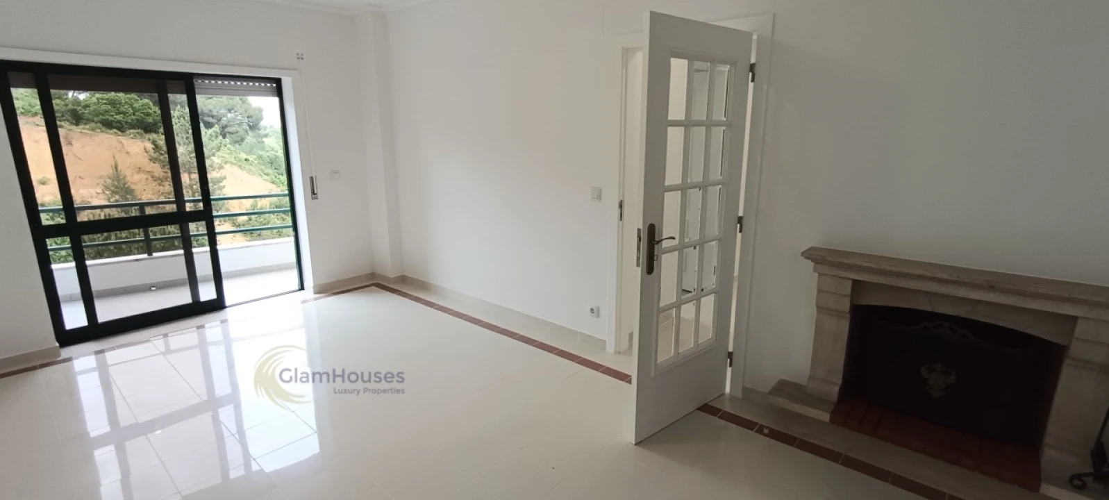 Apartamento T3 para Venda em Laranjeiro e Feijó Foto 5