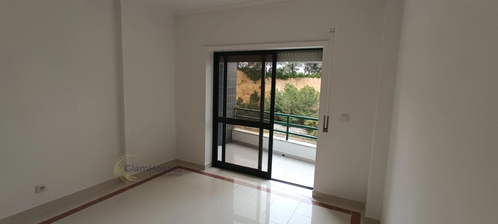 Apartamento T3 para Venda em Laranjeiro e Feijó Foto 7