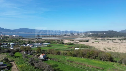 Moradia T4 para Venda em Caminha (Matriz) e Vilarelho